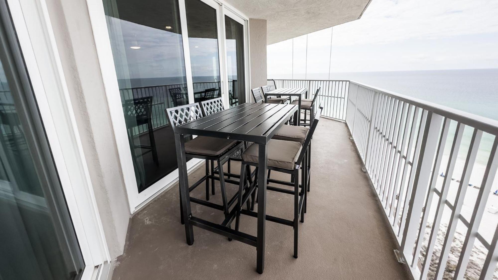 New Rental - 3Br 3Ba Corner Beachfront - 2024 Remodel - 3 Pools, Tiki Hut, Gym, Tennis Panama City Beach Buitenkant foto