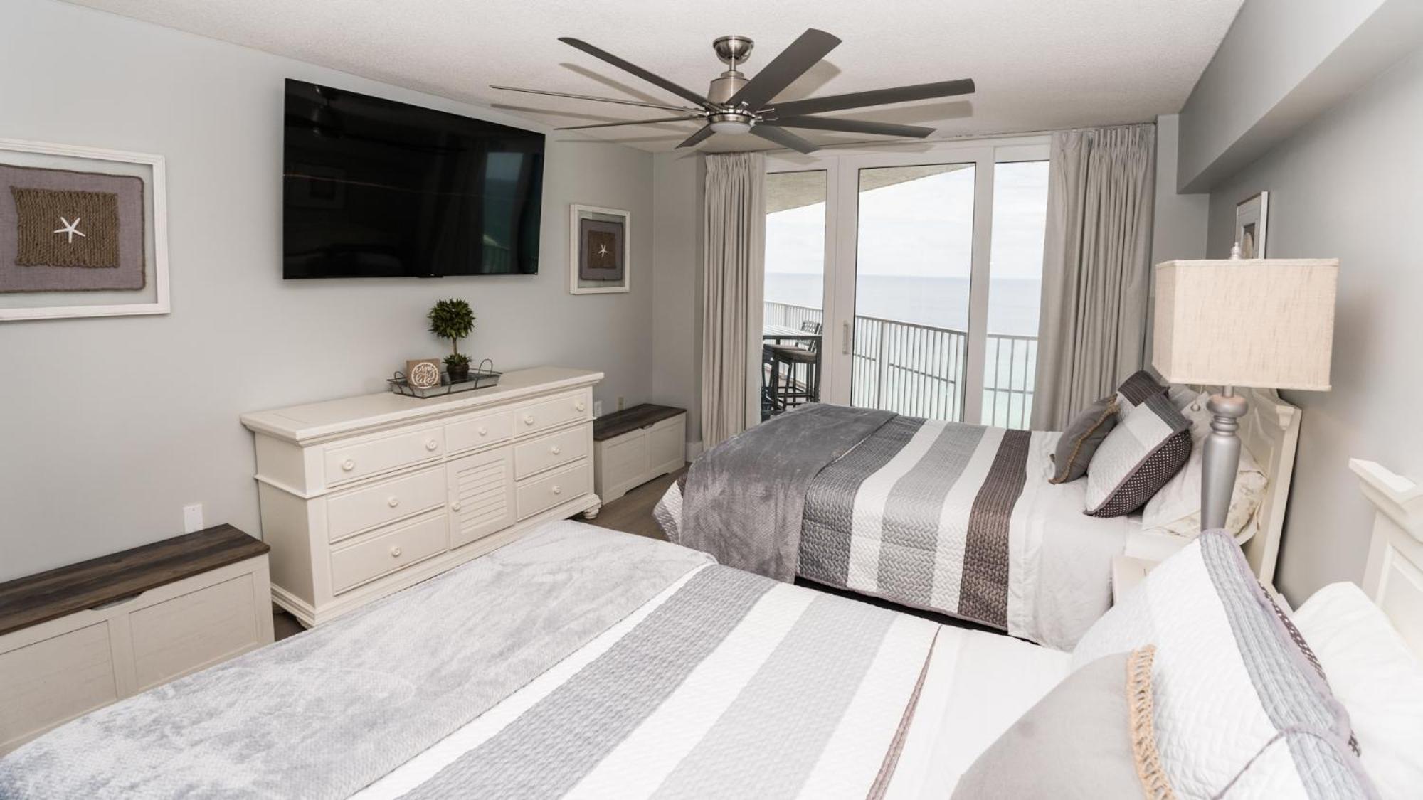 New Rental - 3Br 3Ba Corner Beachfront - 2024 Remodel - 3 Pools, Tiki Hut, Gym, Tennis Panama City Beach Buitenkant foto