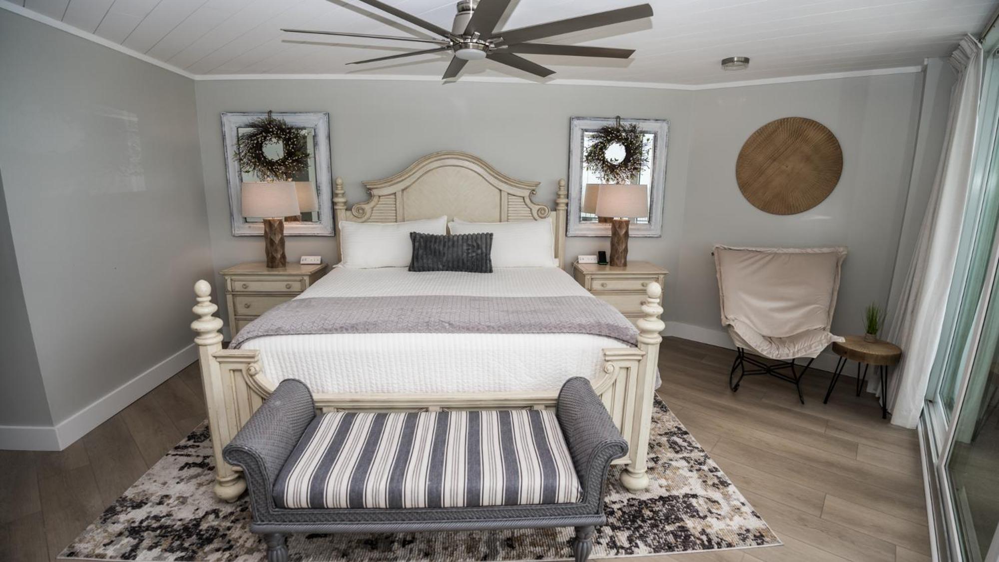 New Rental - 3Br 3Ba Corner Beachfront - 2024 Remodel - 3 Pools, Tiki Hut, Gym, Tennis Panama City Beach Buitenkant foto