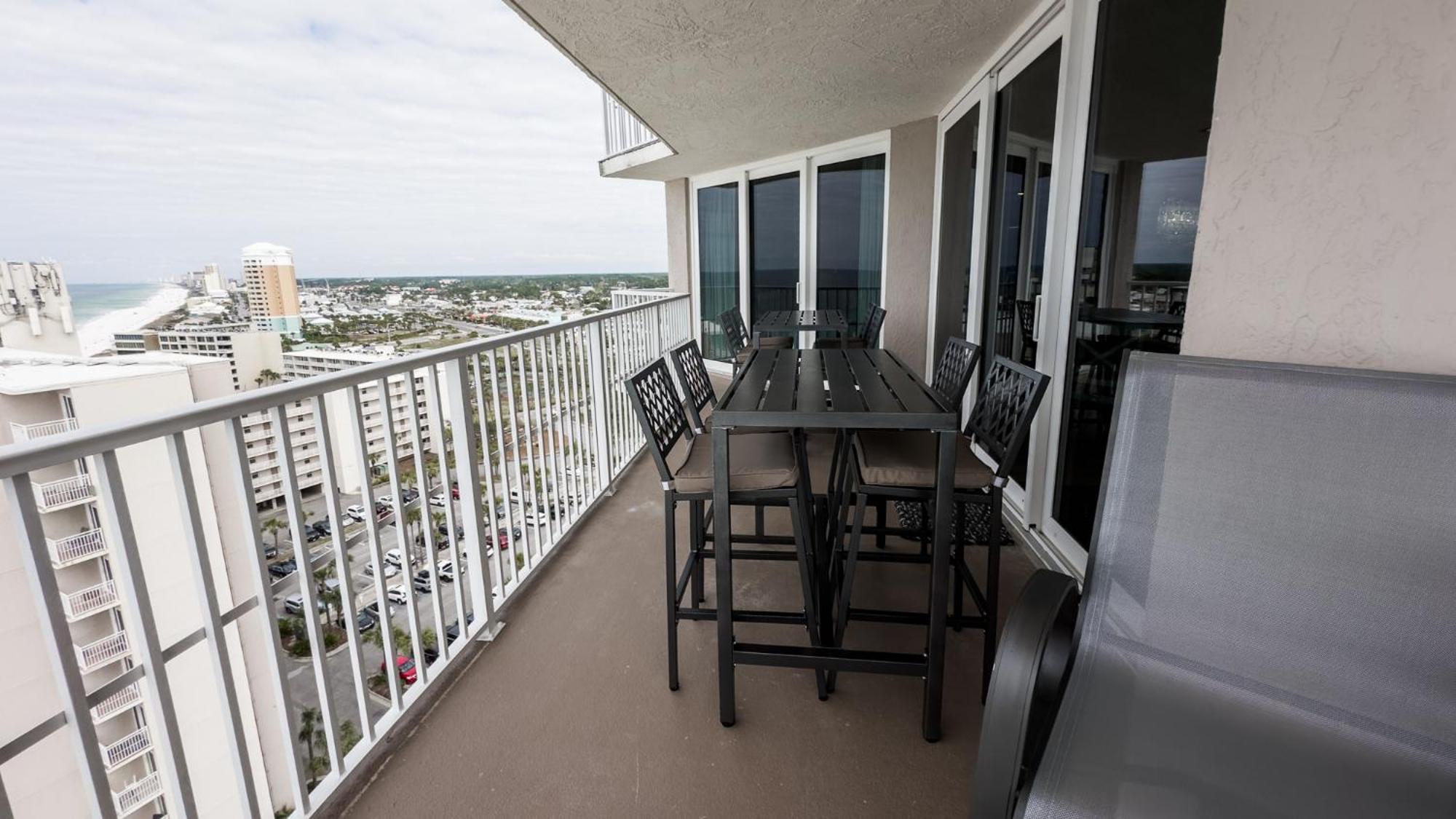 New Rental - 3Br 3Ba Corner Beachfront - 2024 Remodel - 3 Pools, Tiki Hut, Gym, Tennis Panama City Beach Buitenkant foto
