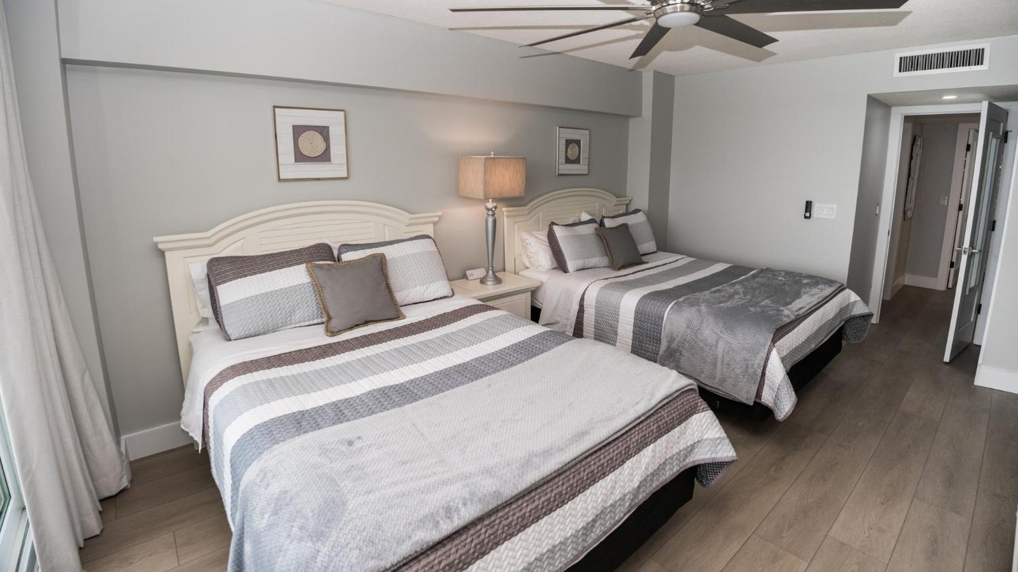 New Rental - 3Br 3Ba Corner Beachfront - 2024 Remodel - 3 Pools, Tiki Hut, Gym, Tennis Panama City Beach Buitenkant foto